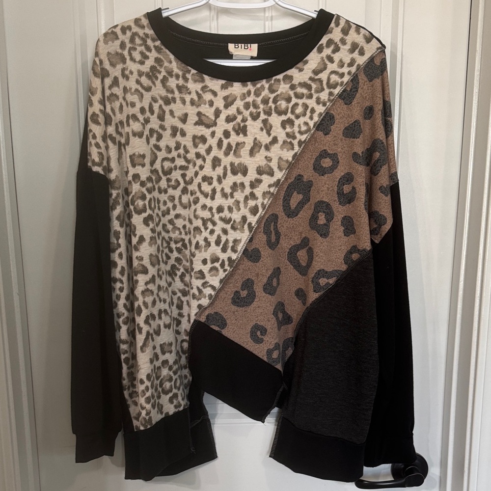 NWOT Bibi Asymmetrical Top, size S
